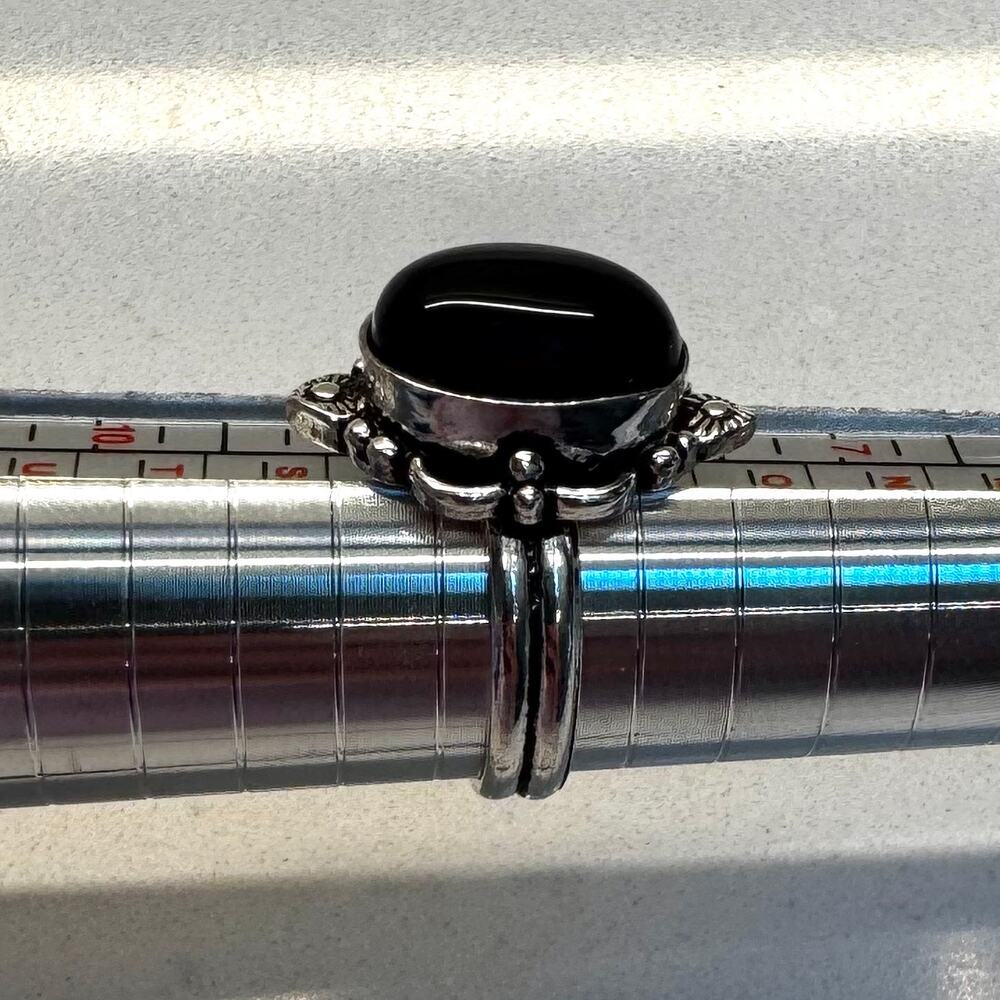 Black Oval Cabochon Silver Tone Statement Ring Size 8.5 Boho Southwestern - Picture 7 of 8